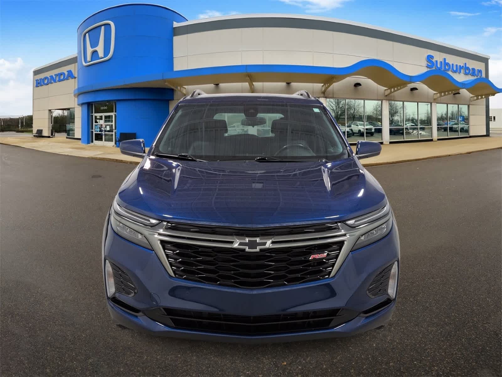 Thumbnail: 2022 Chevrolet Equinox - 3