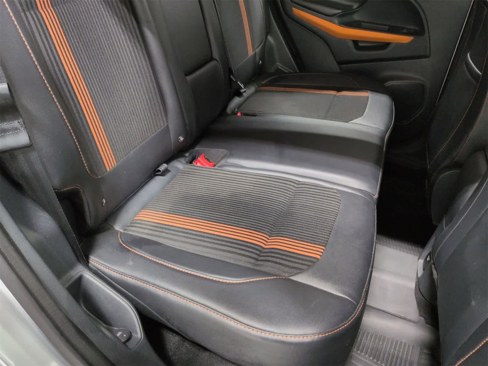 Thumbnail: 2018 Ford EcoSport - 22