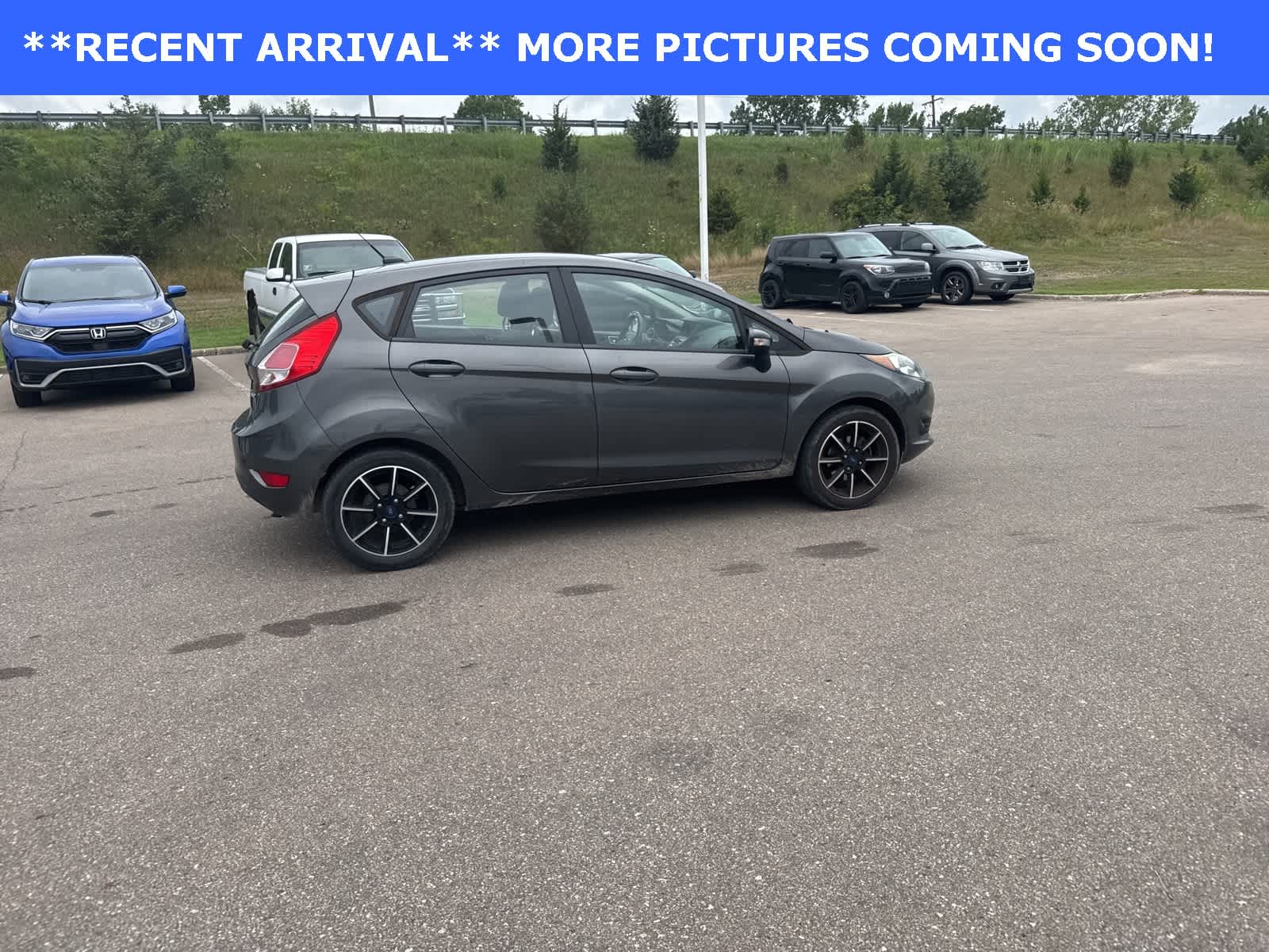Thumbnail: 2016 Ford Fiesta - 16