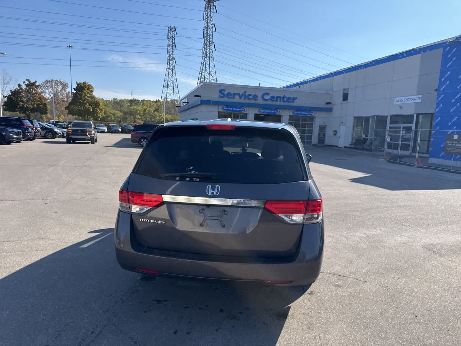 Thumbnail: 2015 Honda Odyssey - 22