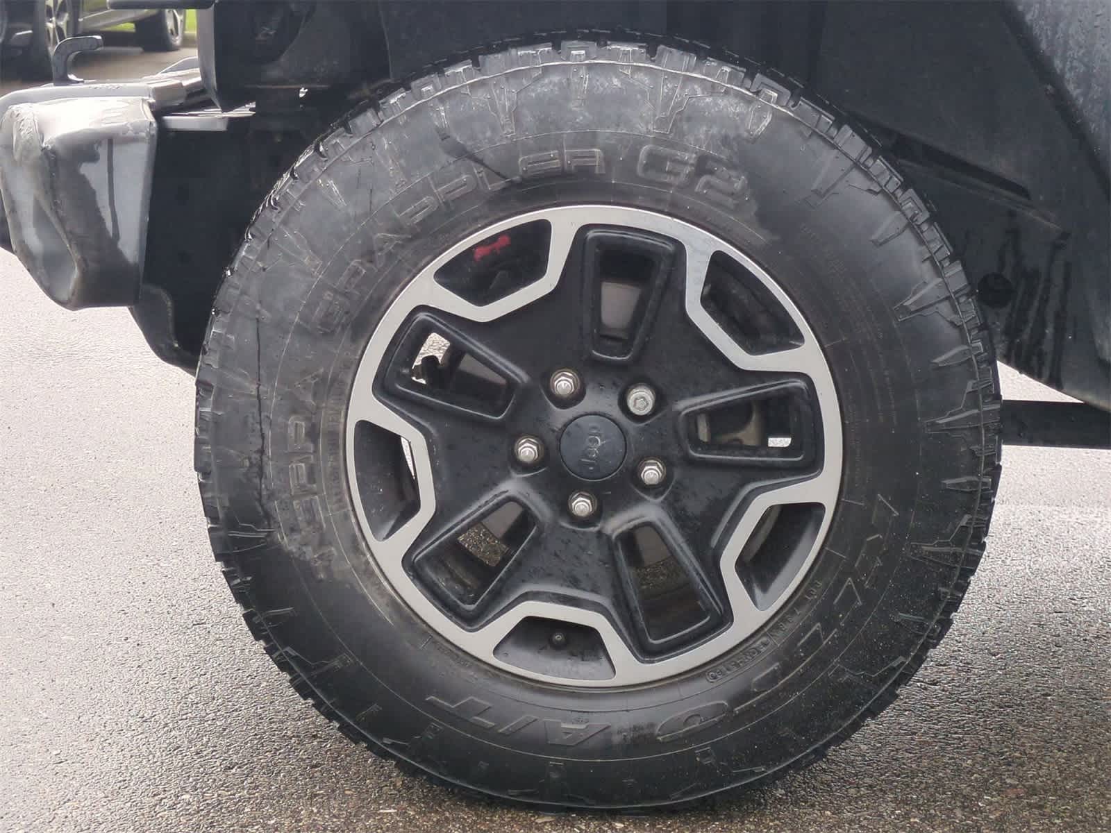 Thumbnail: 2016 Jeep Wrangler - 15