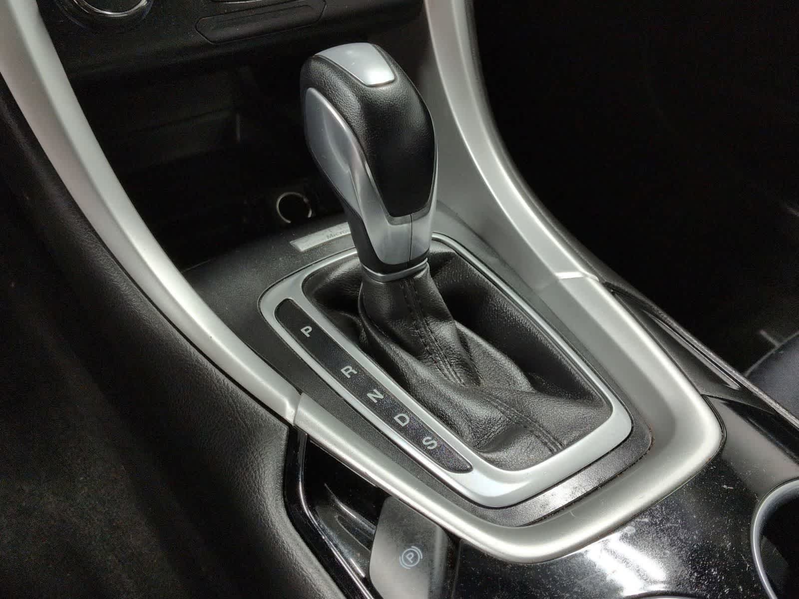 Thumbnail: 2013 Ford Fusion - 33