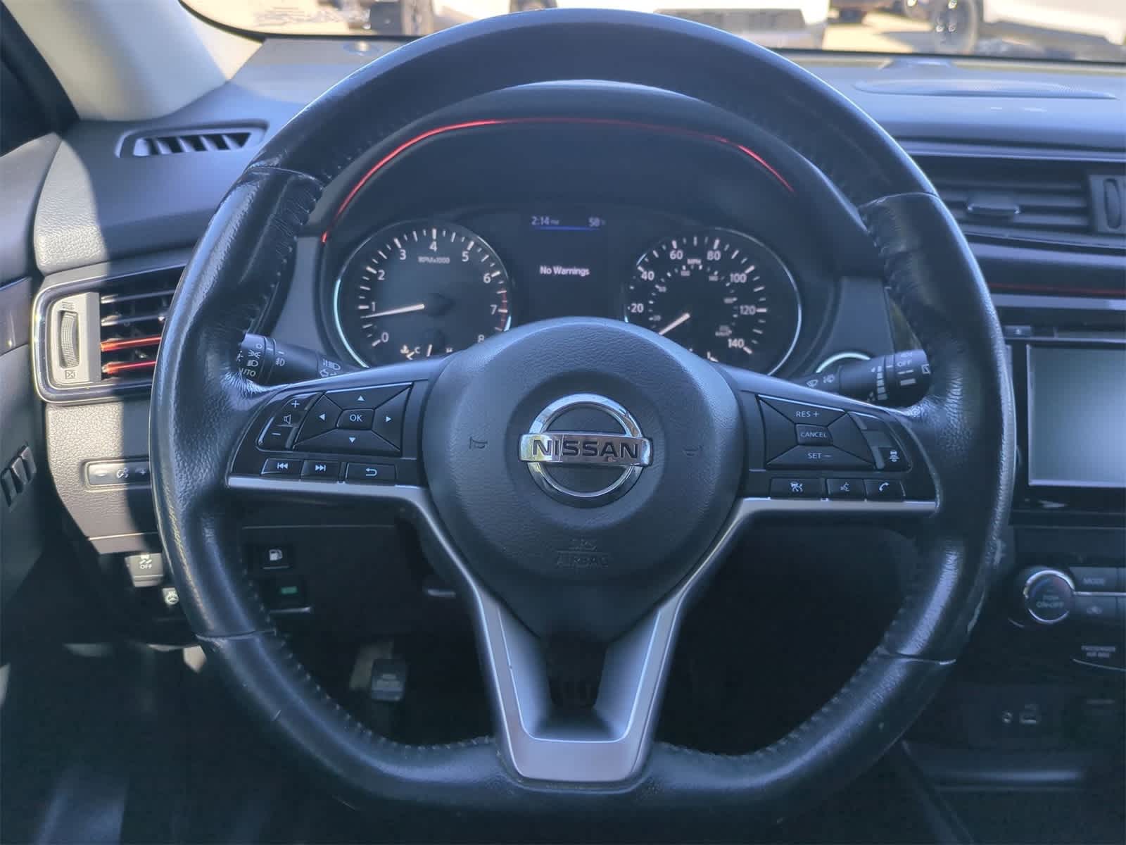 Thumbnail: 2018 Nissan Rogue - 24