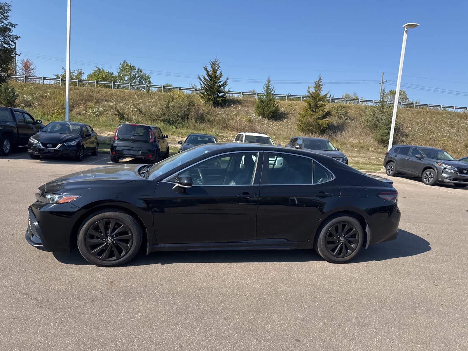 Thumbnail: 2021 Toyota Camry - 34