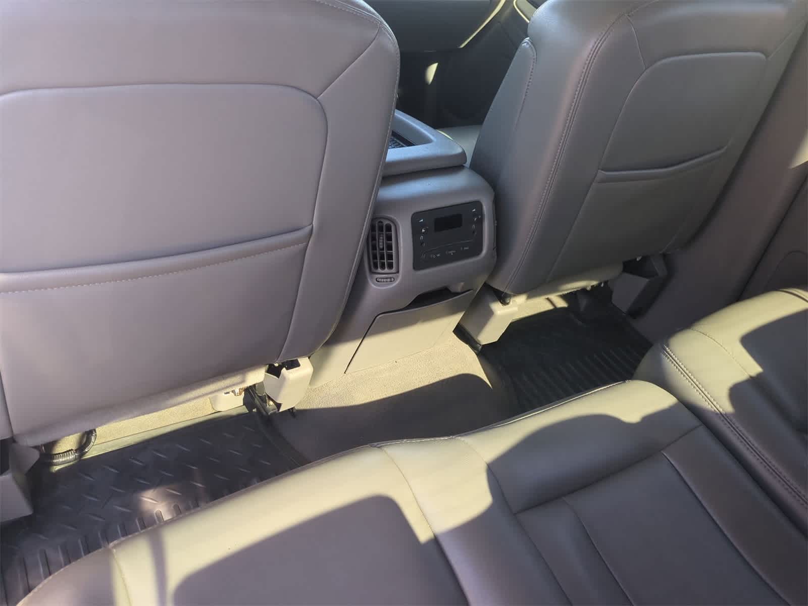 Thumbnail: 2006 Chevrolet Avalanche 1500 - 18