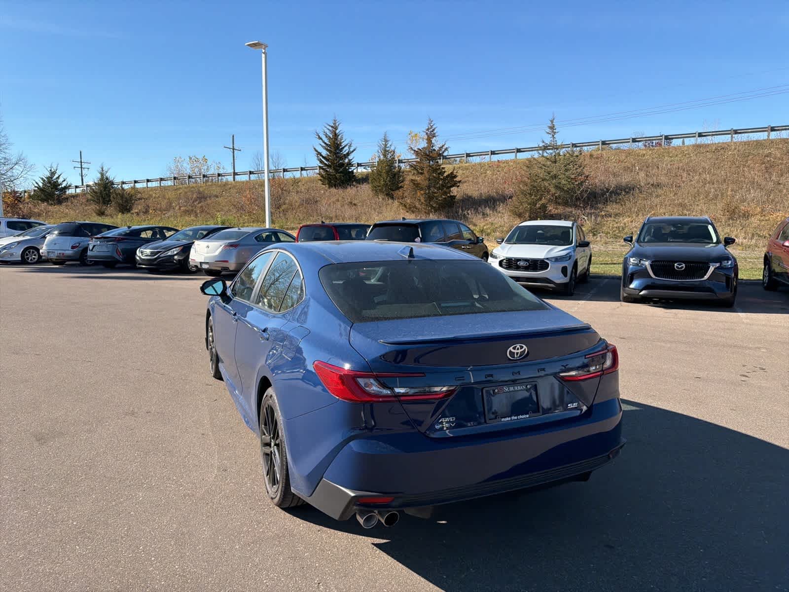 Thumbnail: 2025 Toyota Camry - 24