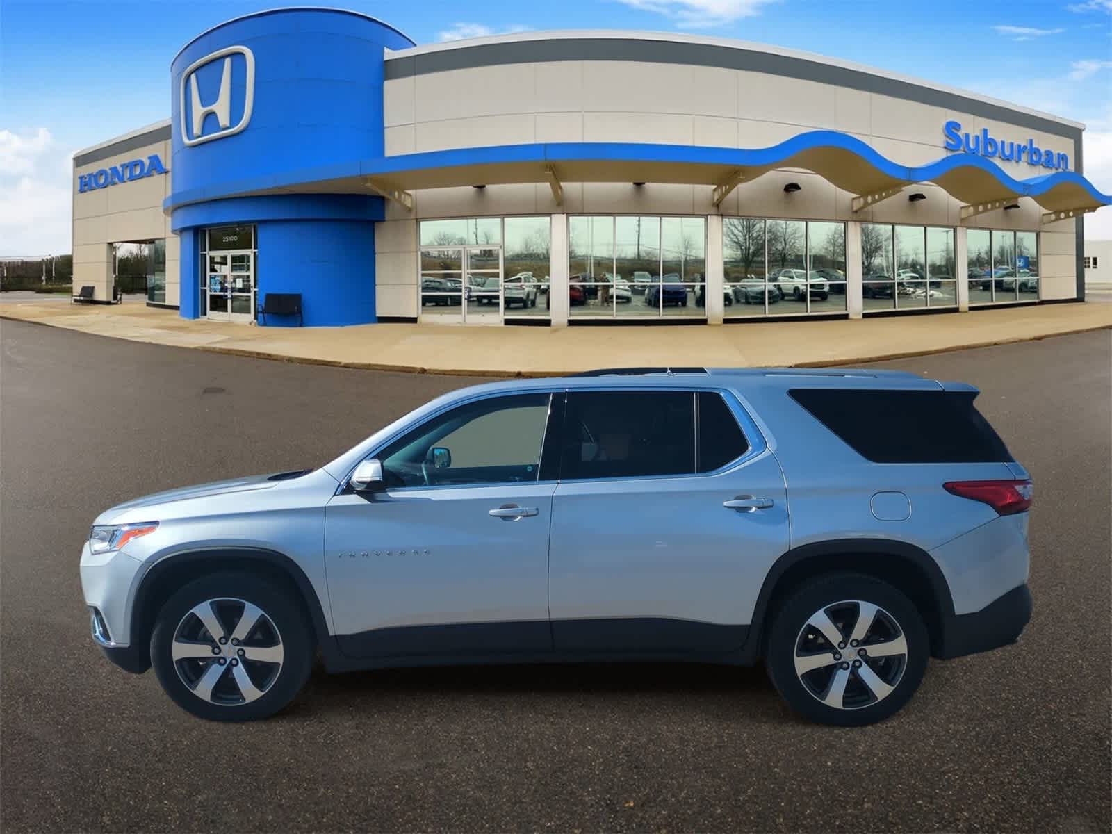 Thumbnail: 2018 Chevrolet Traverse - 5