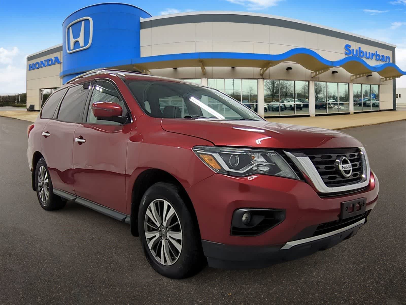 Thumbnail: 2017 Nissan Pathfinder - 2