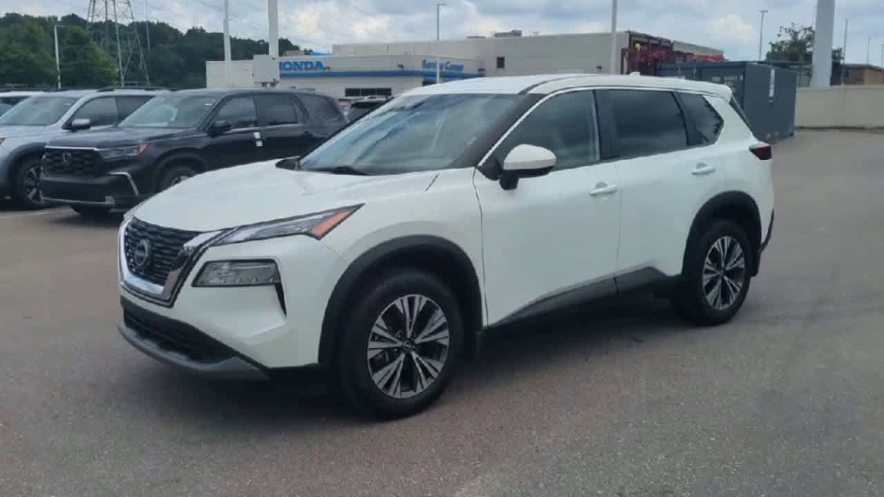 Thumbnail: 2023 Nissan Rogue - 4