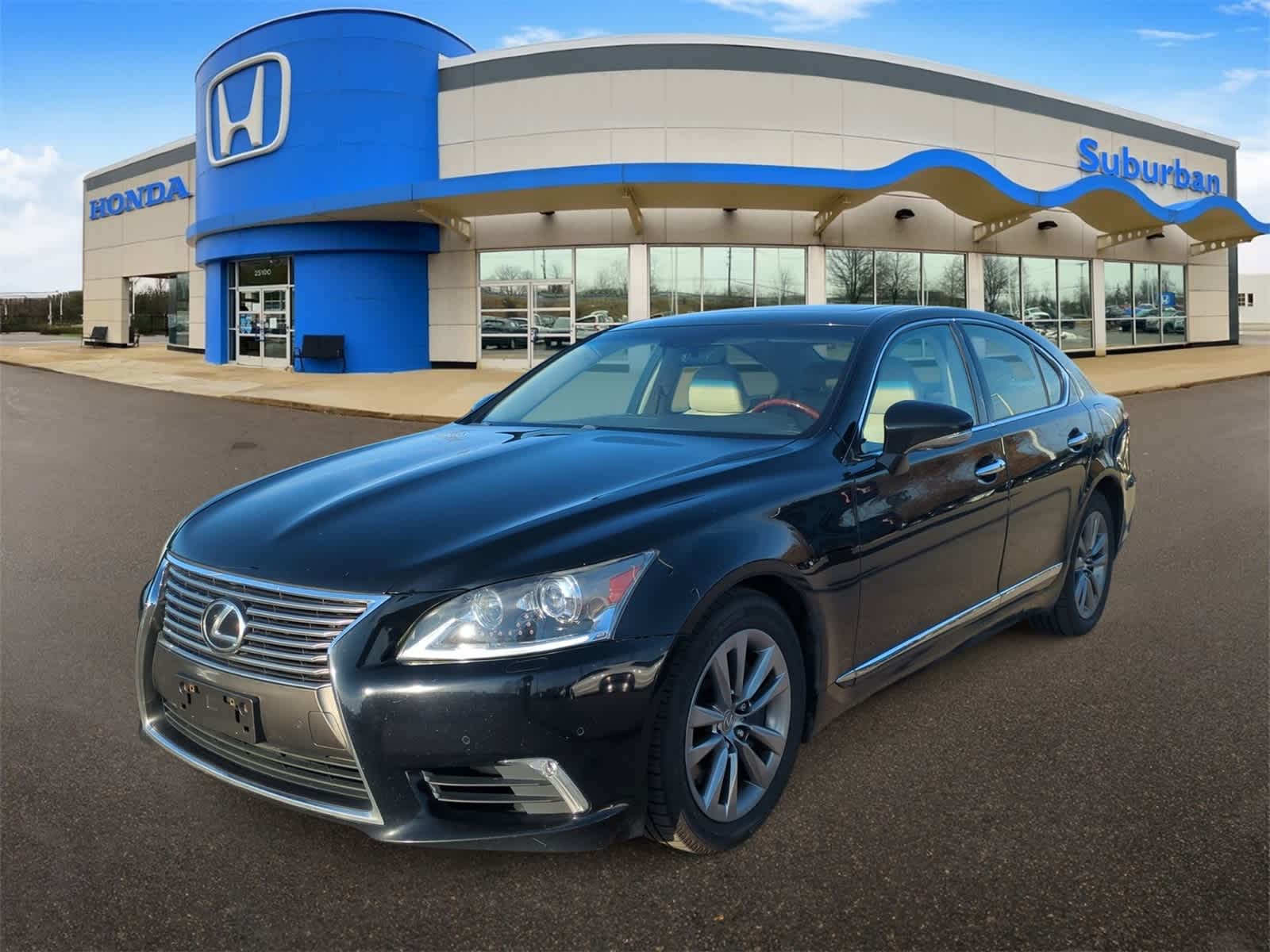 2013 Lexus LS 460 photo 4