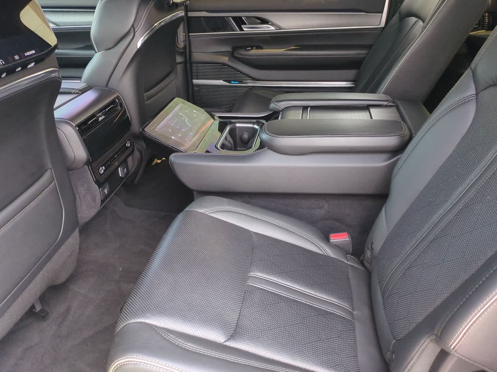 2022 Jeep Grand Wagoneer Obsidian - Photo 27