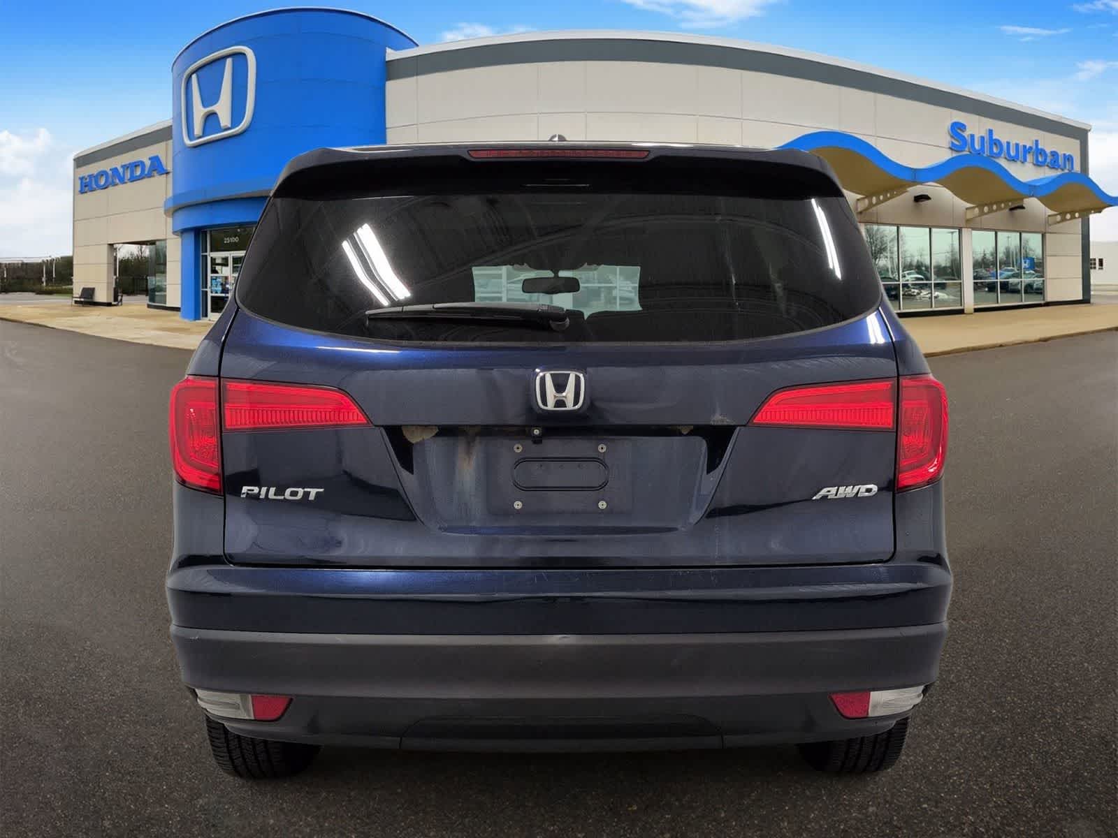 Thumbnail: 2016 Honda Pilot - 7