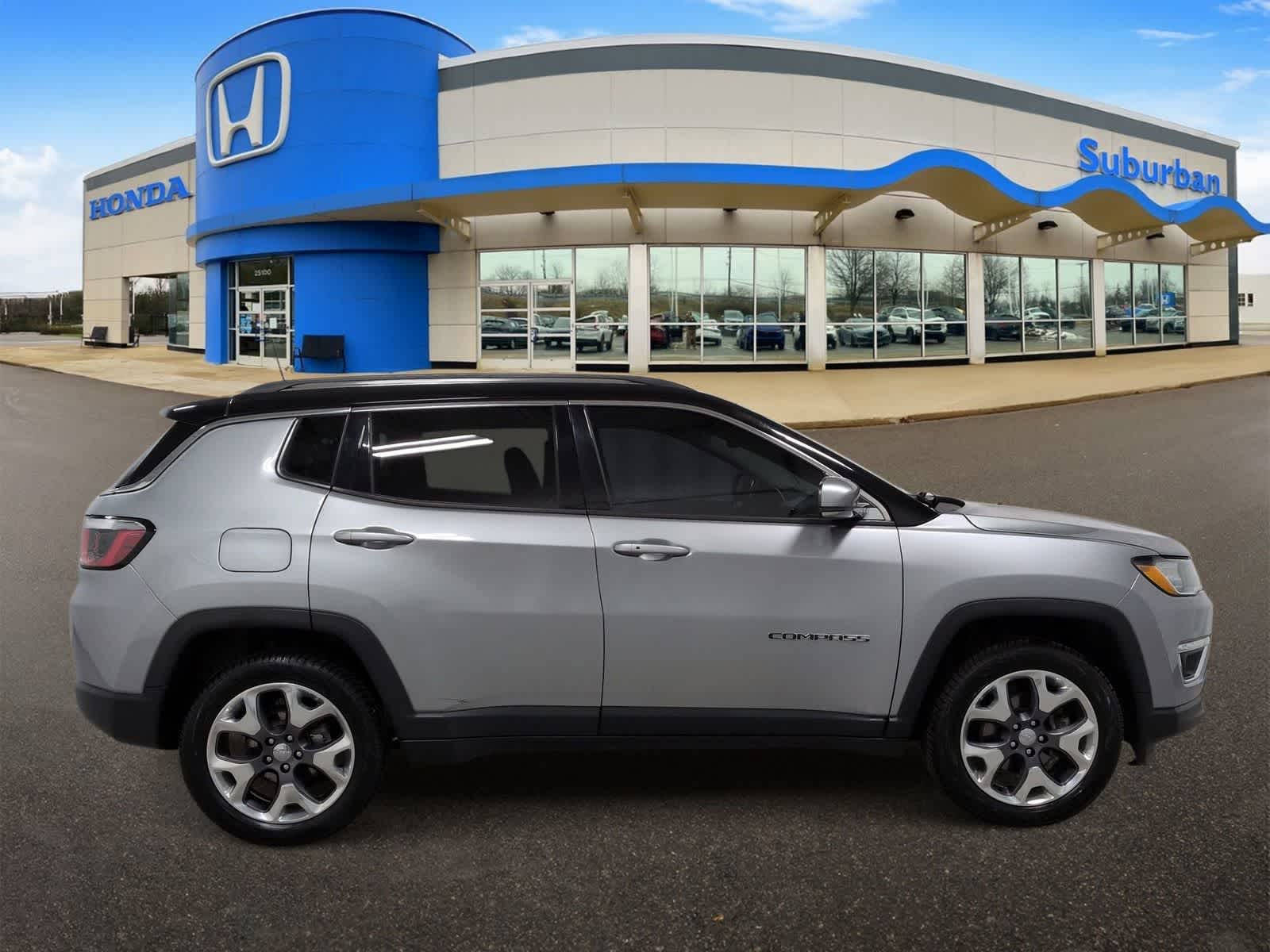 Thumbnail: 2020 Jeep Compass - 9