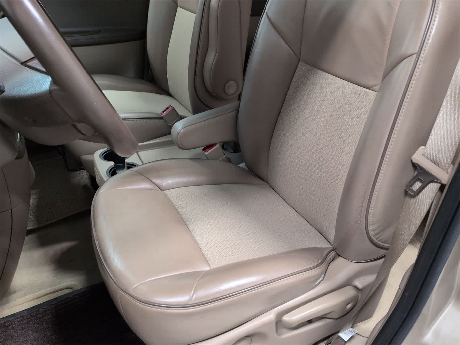 Thumbnail: 2005 Buick Terraza - 17