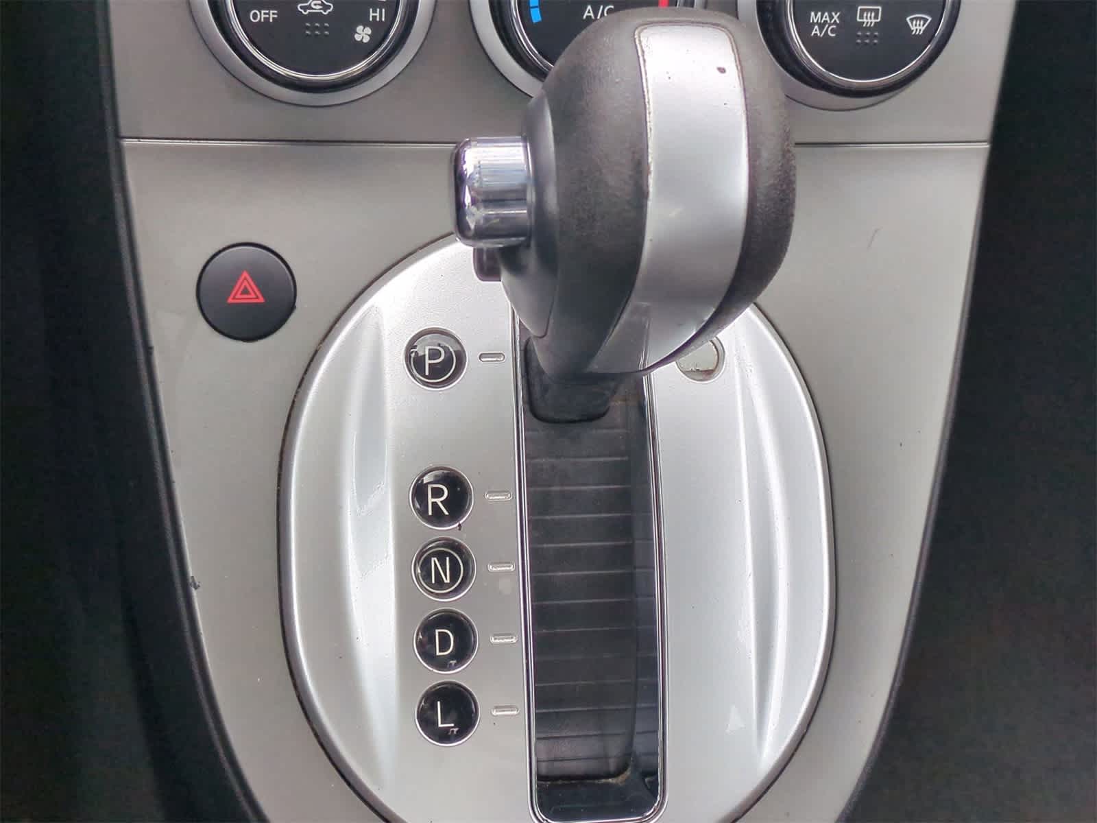 Thumbnail: 2011 Nissan Sentra - 29