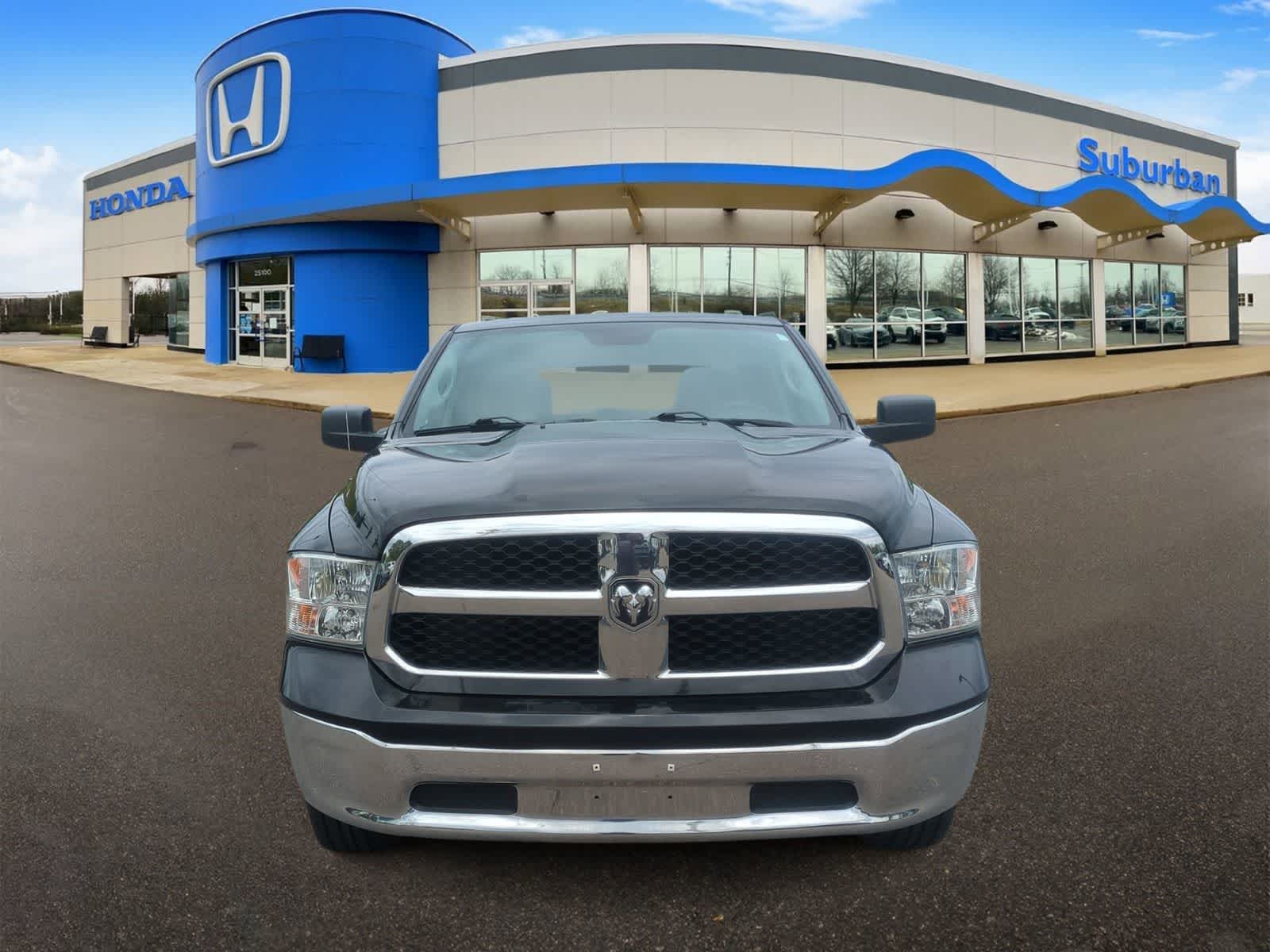 Thumbnail: 2021 RAM 1500 Classic - 3