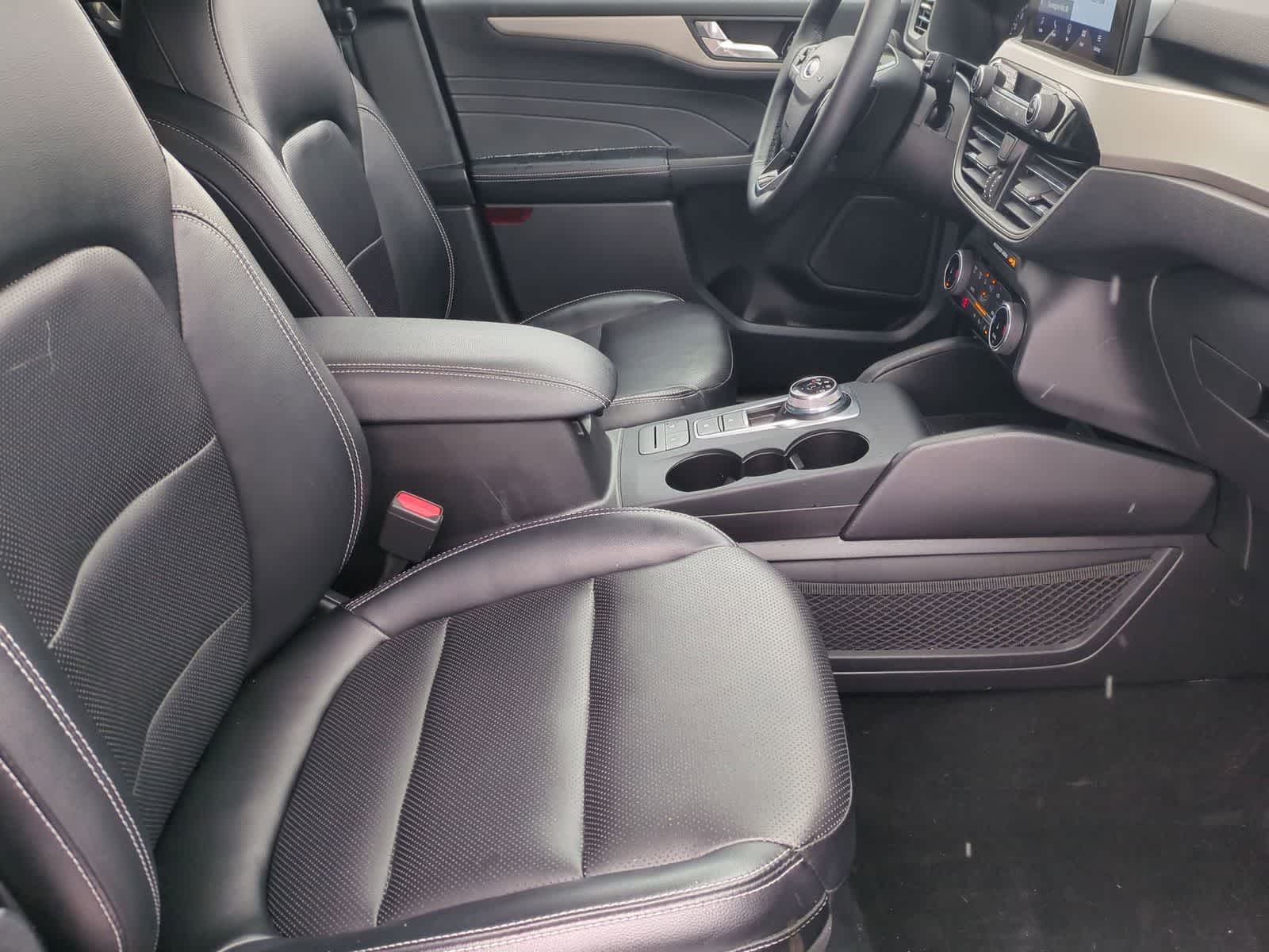 Thumbnail: 2022 Ford Escape - 11