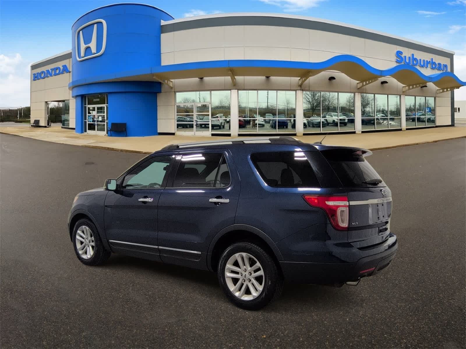 Thumbnail: 2012 Ford Explorer - 6