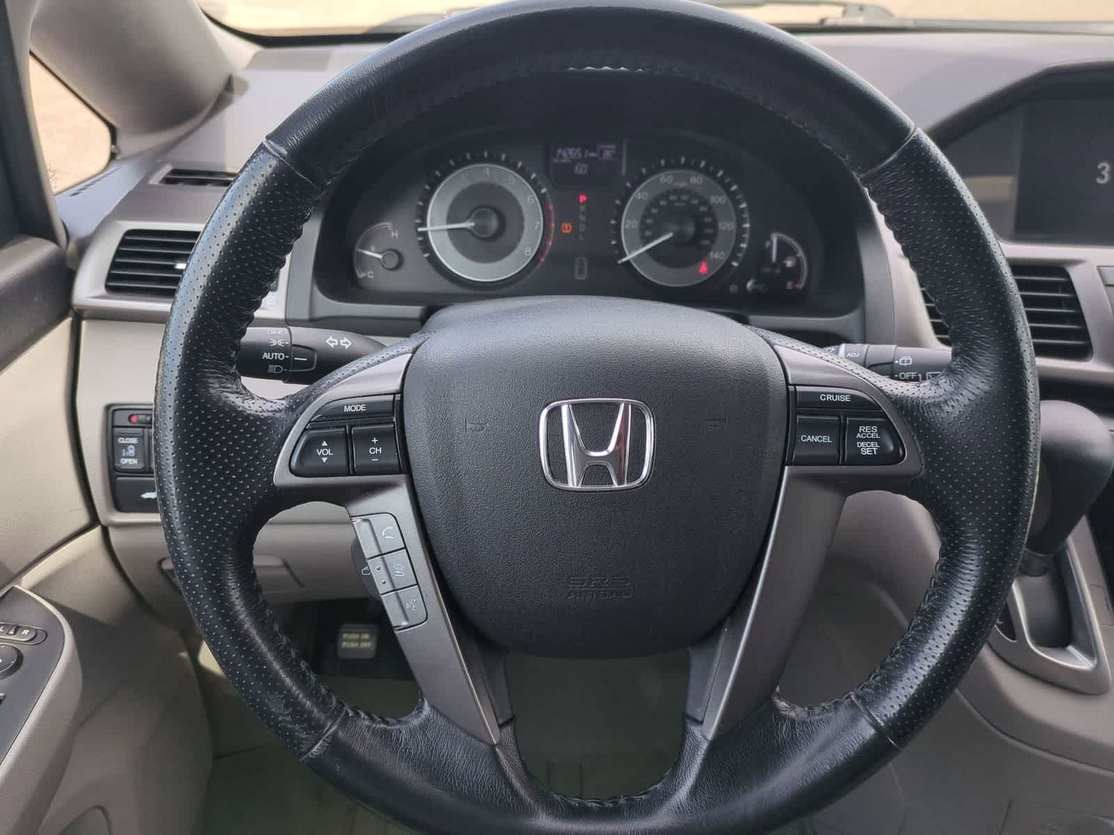 Thumbnail: 2015 Honda Odyssey - 24