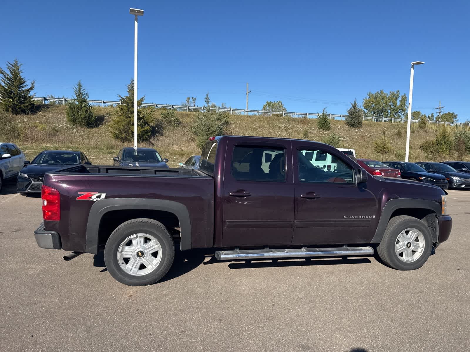 Thumbnail: 2009 Chevrolet Silverado 1500 - 17