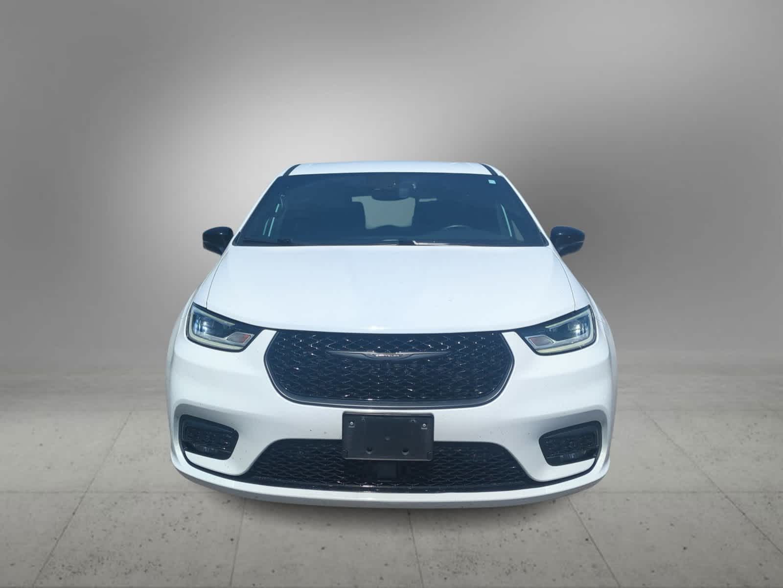 2024 Chrysler Pacifica PHEV Select - Photo 3