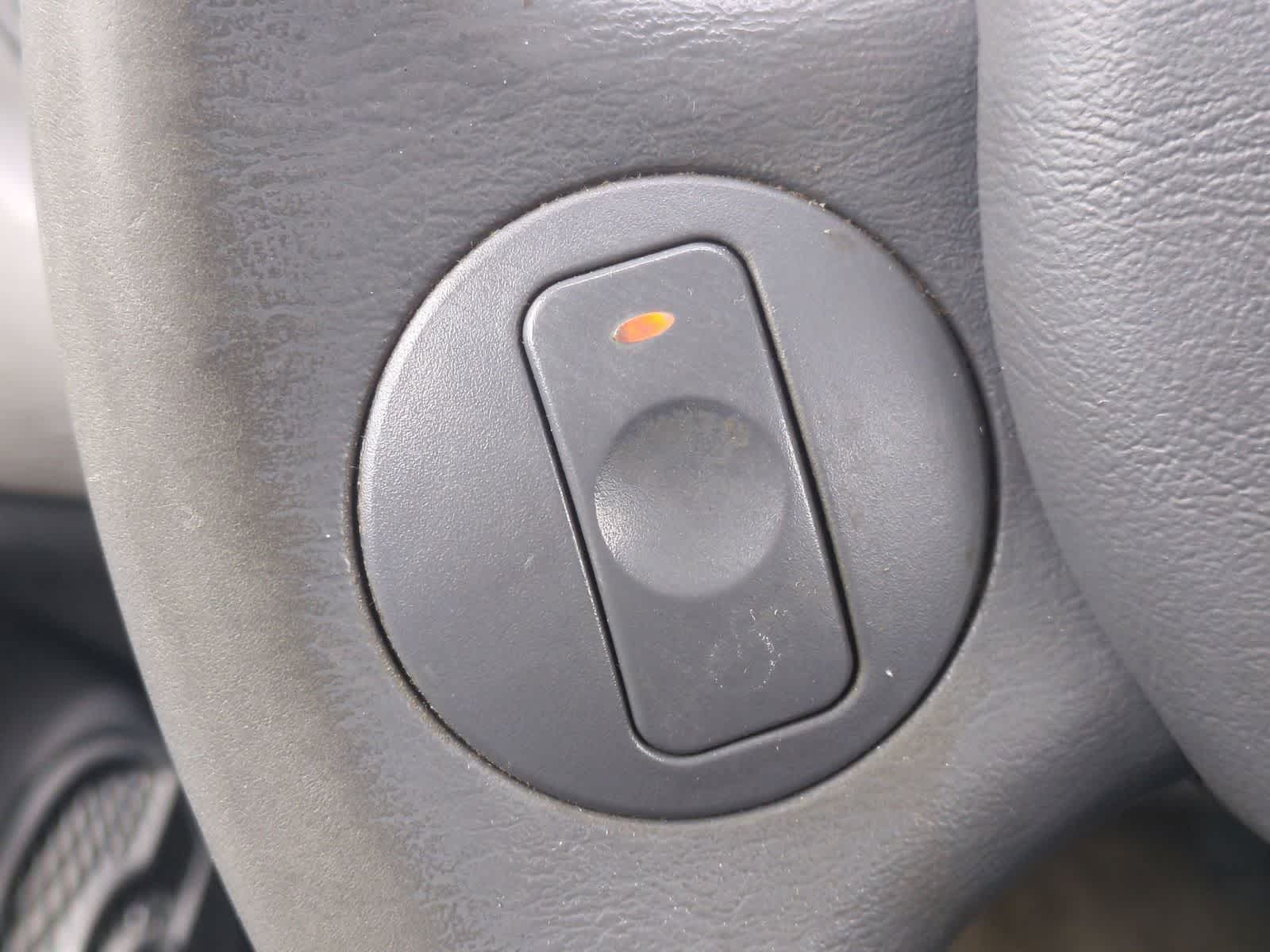 Thumbnail: 2004 Saturn Ion - 23