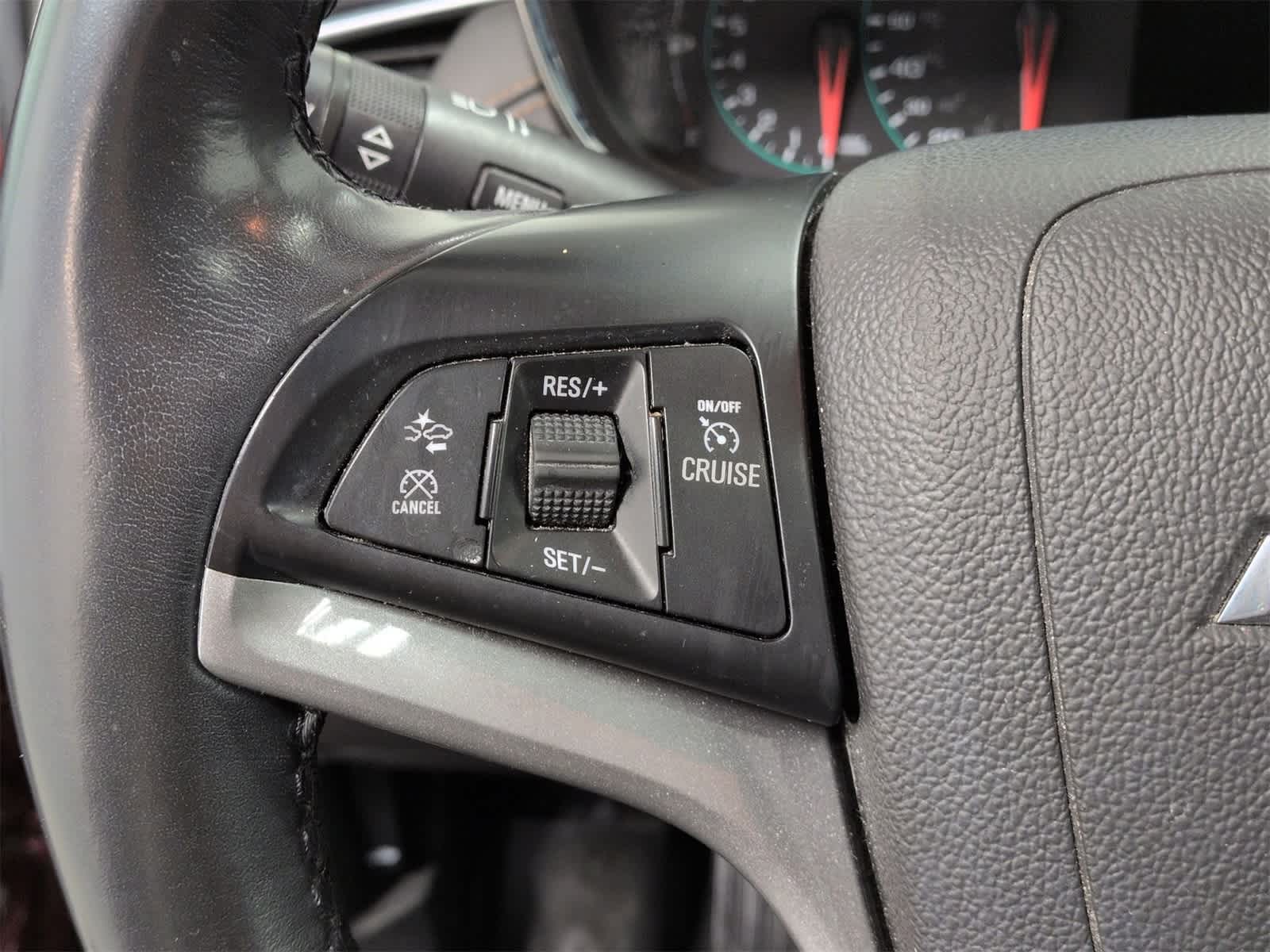 Thumbnail: 2019 Chevrolet Trax - 26