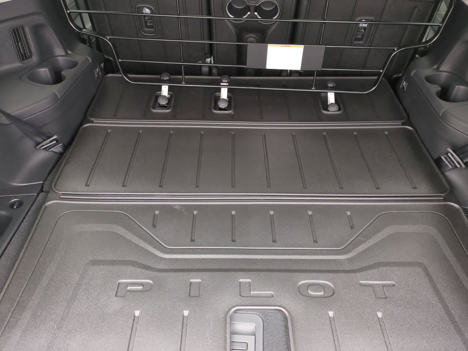 Thumbnail: 2026 Honda Pilot - 36