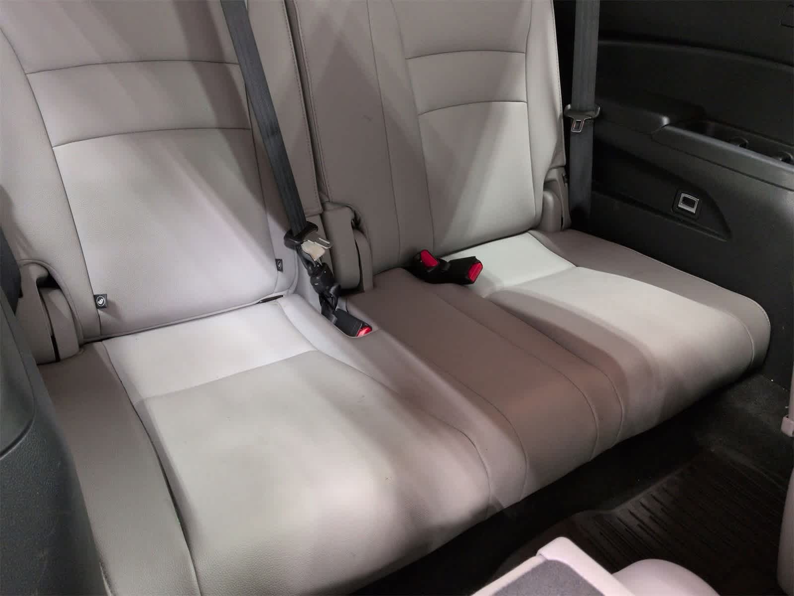 Thumbnail: 2016 Honda Pilot - 38