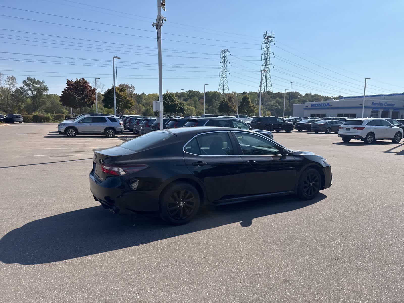 Thumbnail: 2021 Toyota Camry - 17