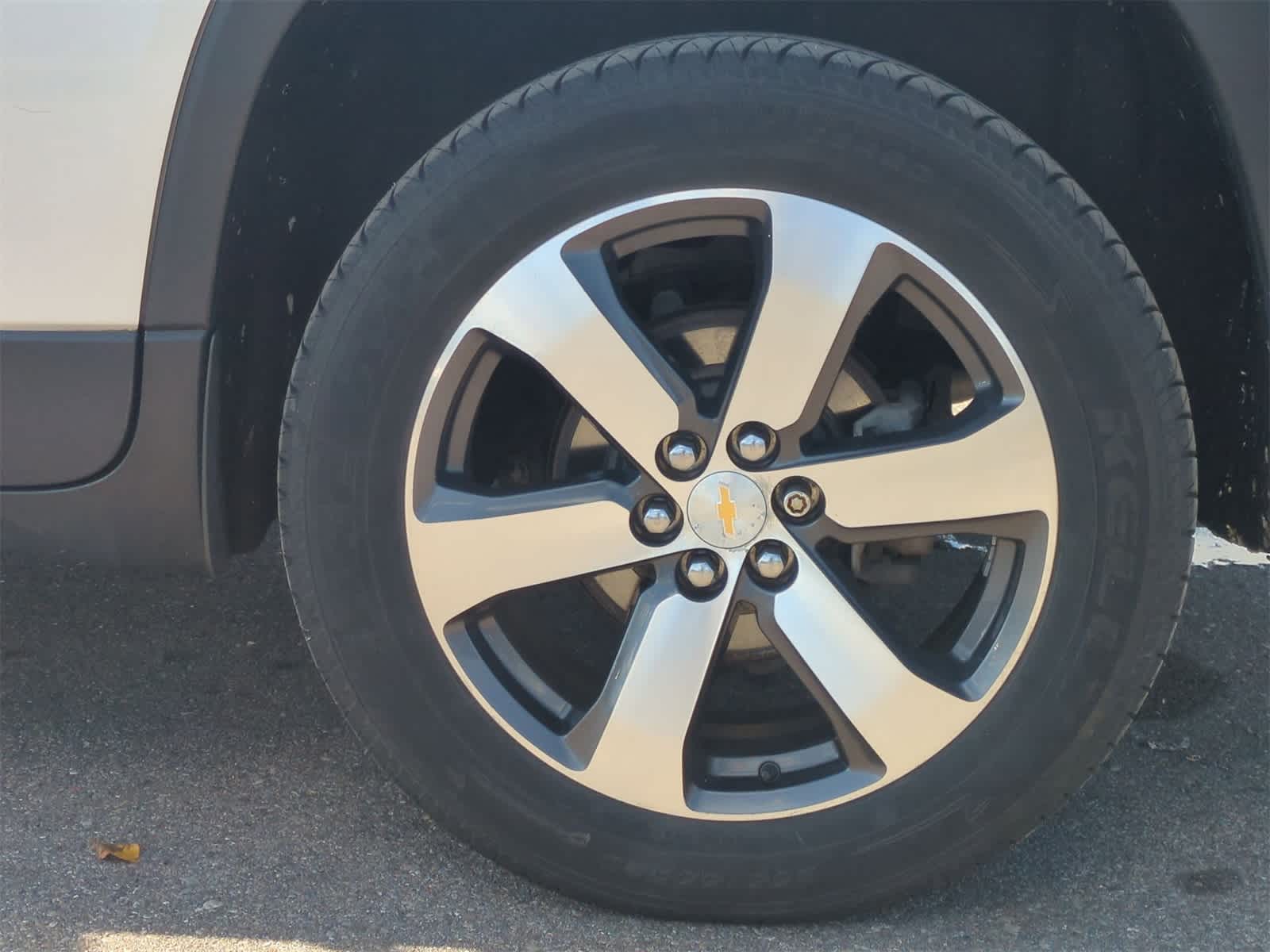 Thumbnail: 2018 Chevrolet Traverse - 15
