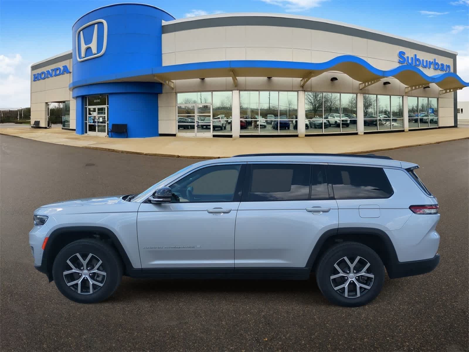 Thumbnail: 2024 Jeep Grand Cherokee L - 5