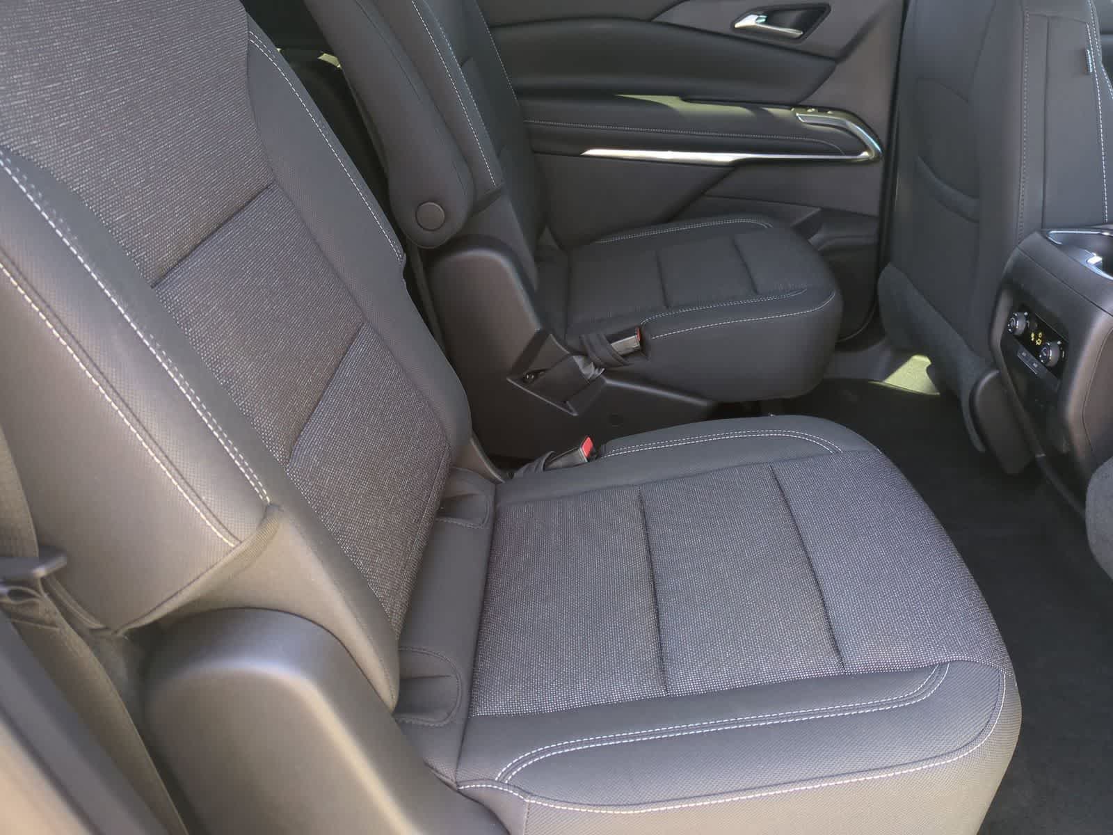 Thumbnail: 2025 Chevrolet Traverse - 20