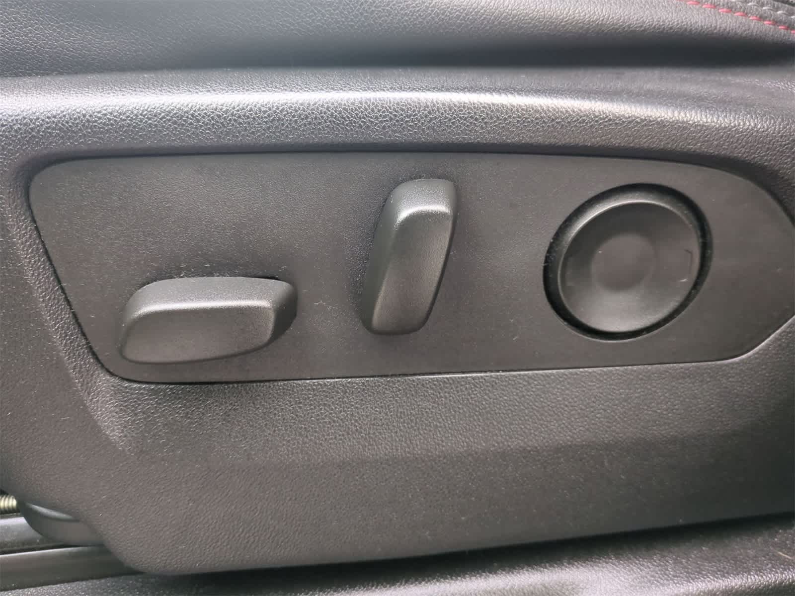 Thumbnail: 2023 Chevrolet Suburban - 18