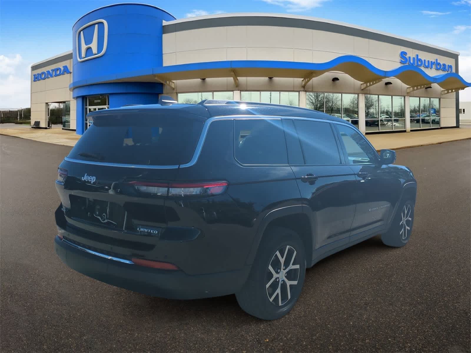 Thumbnail: 2024 Jeep Grand Cherokee L - 8