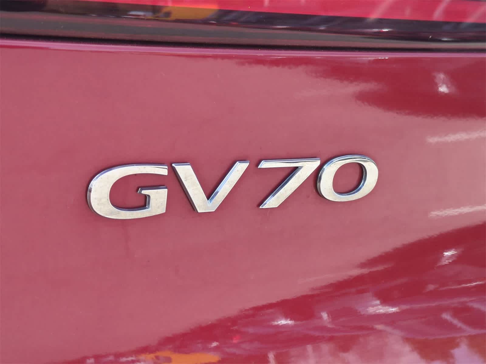 Thumbnail: 2022 Genesis GV70 - 13