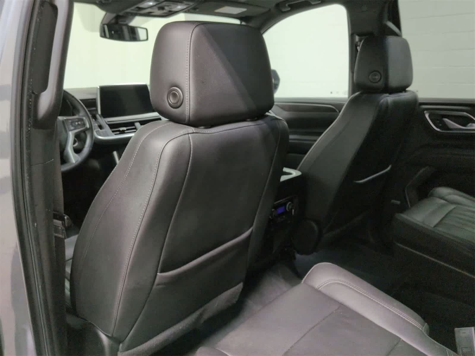 Thumbnail: 2022 Chevrolet Tahoe - 19