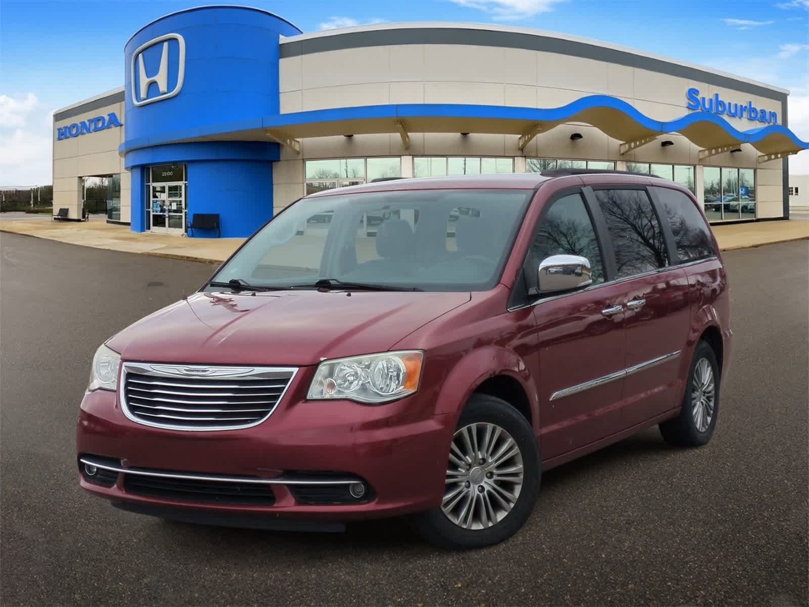 2014 Chrysler Town & Country Touring-L