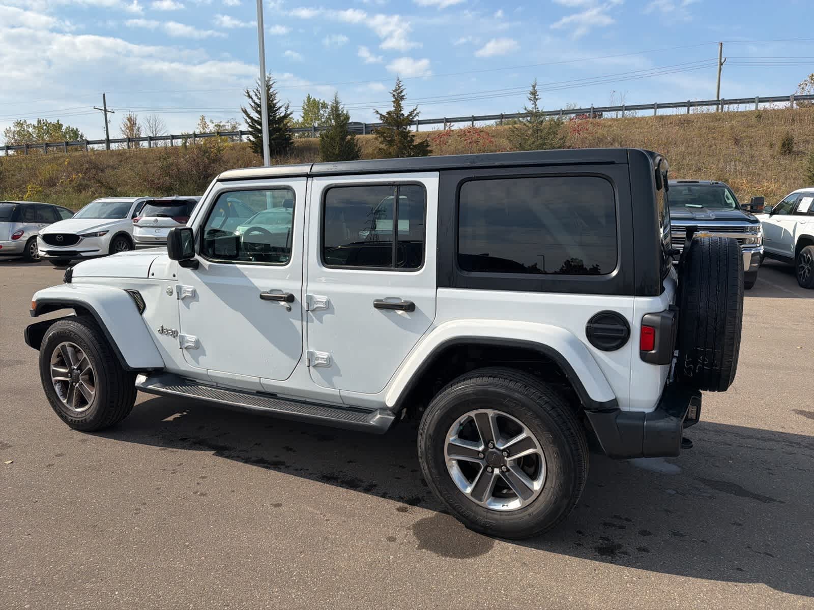 Thumbnail: 2020 Jeep Wrangler - 27