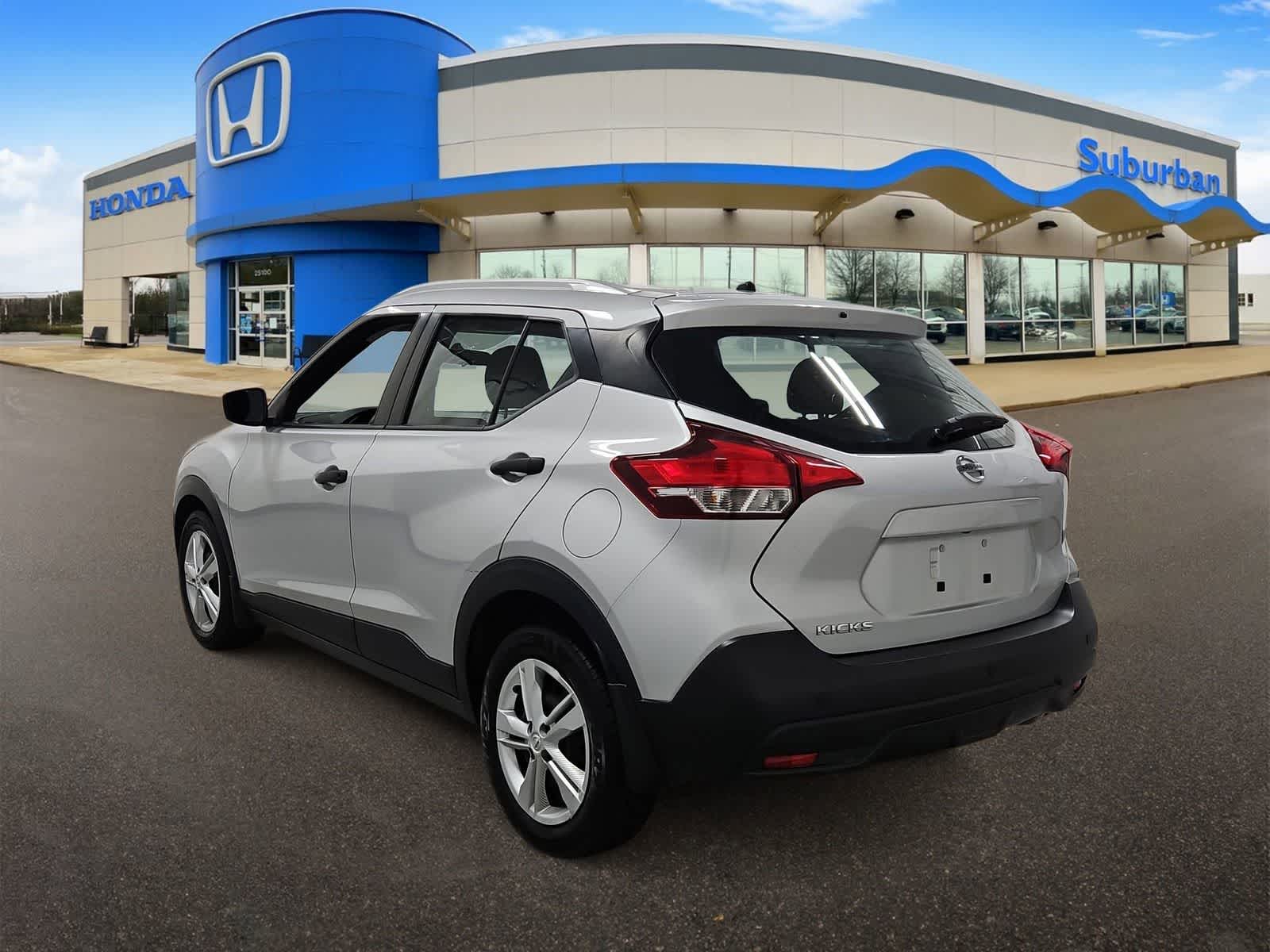 Thumbnail: 2019 Nissan Kicks - 6