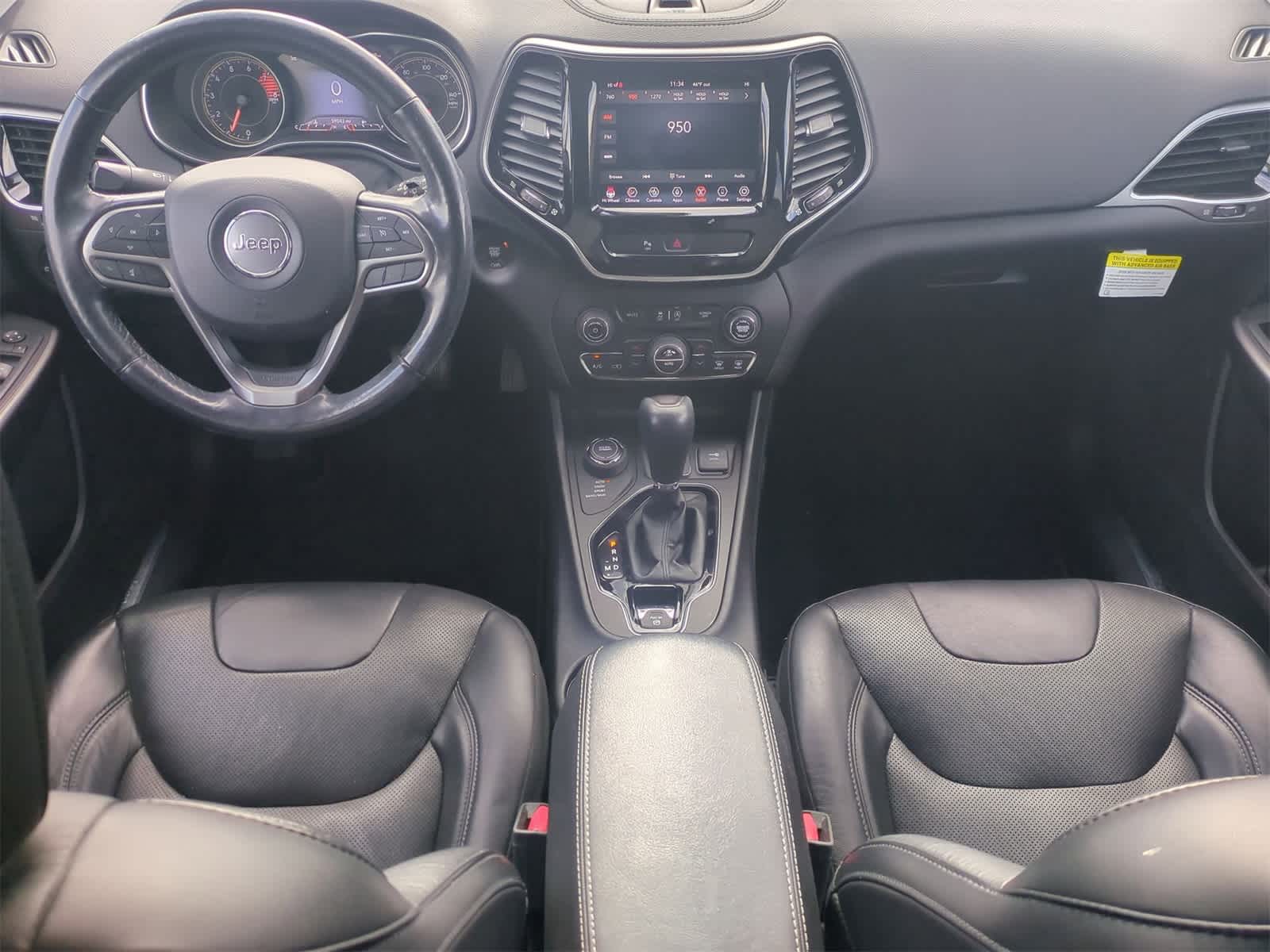 Thumbnail: 2020 Jeep Cherokee - 16