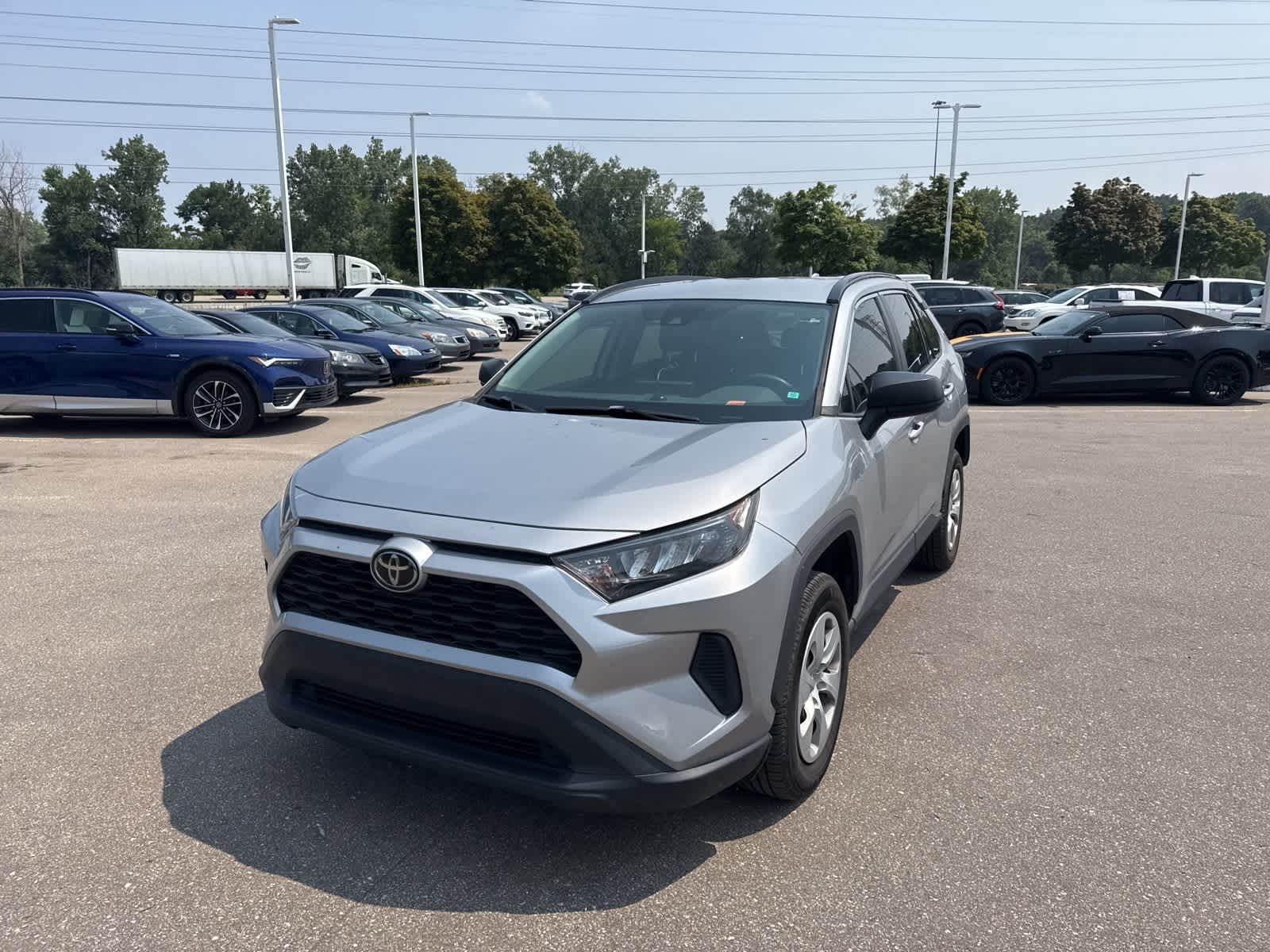 Thumbnail: 2019 Toyota RAV4 - 3