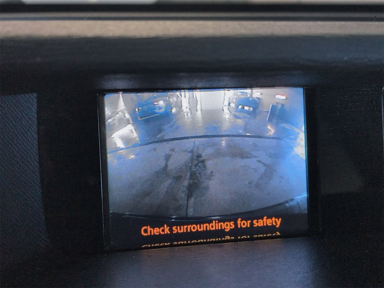 Thumbnail: 2013 Toyota Sienna - 31