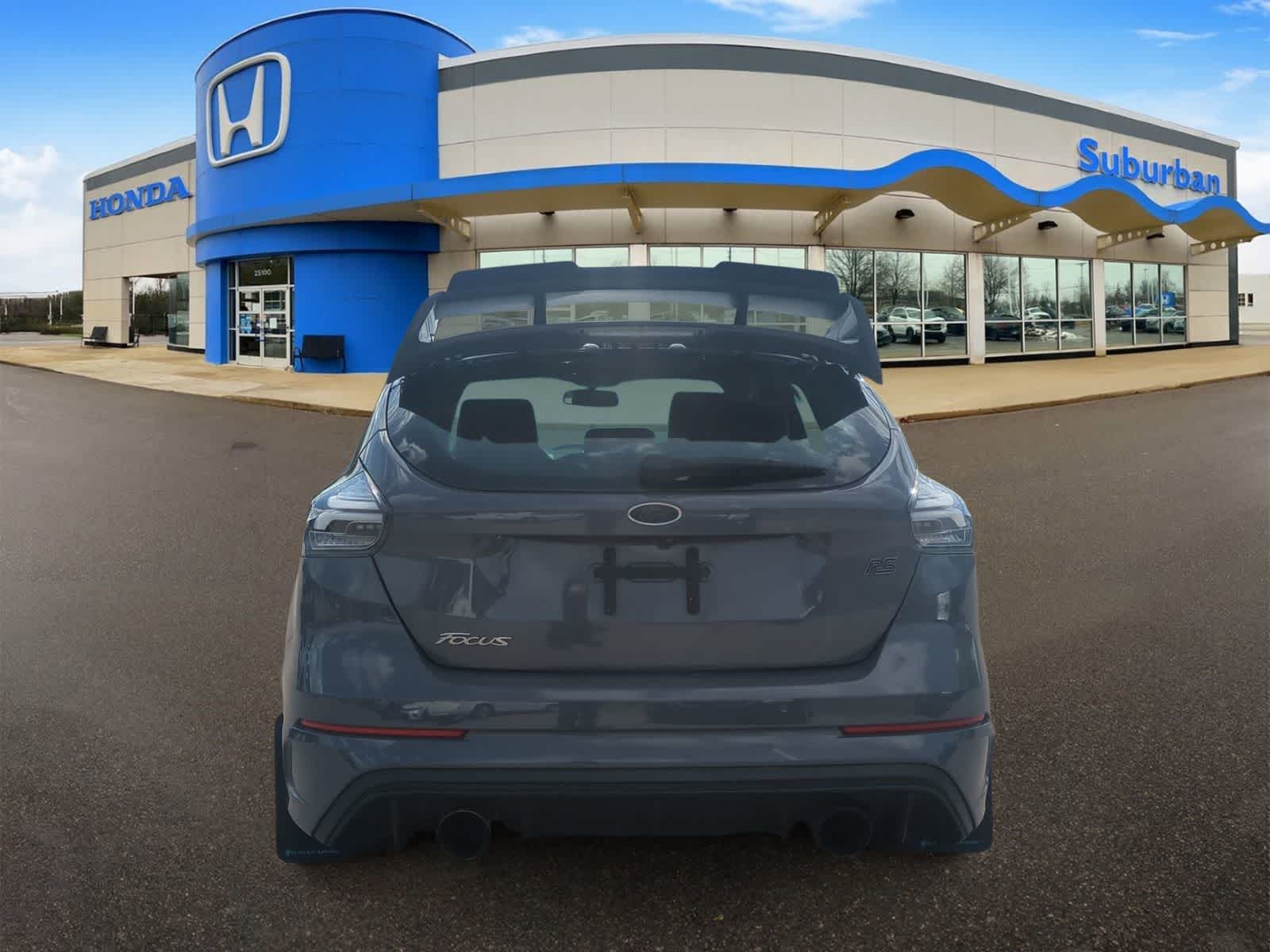 Thumbnail: 2017 Ford Focus - 7