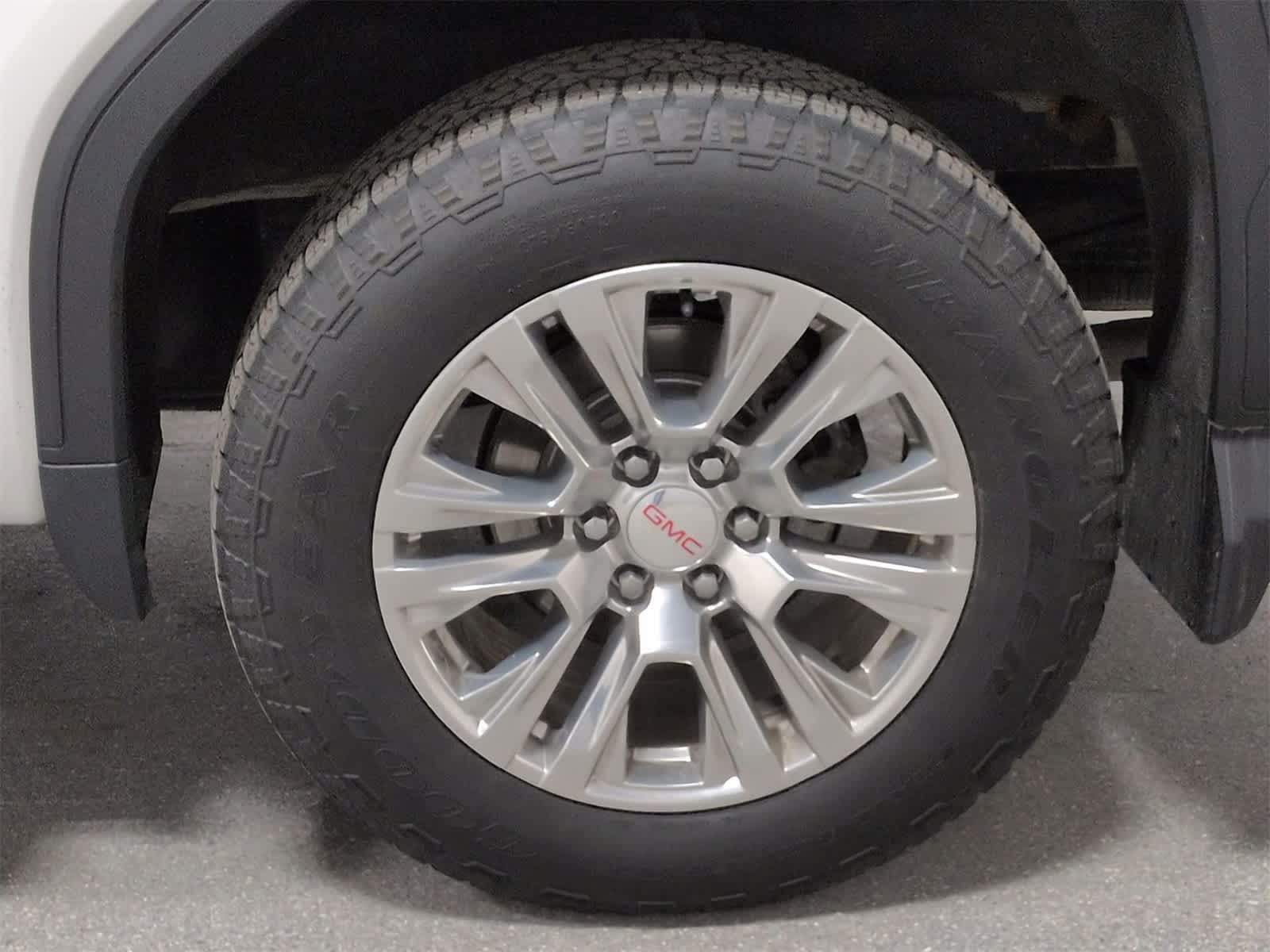 Thumbnail: 2022 GMC Sierra 1500 - 14