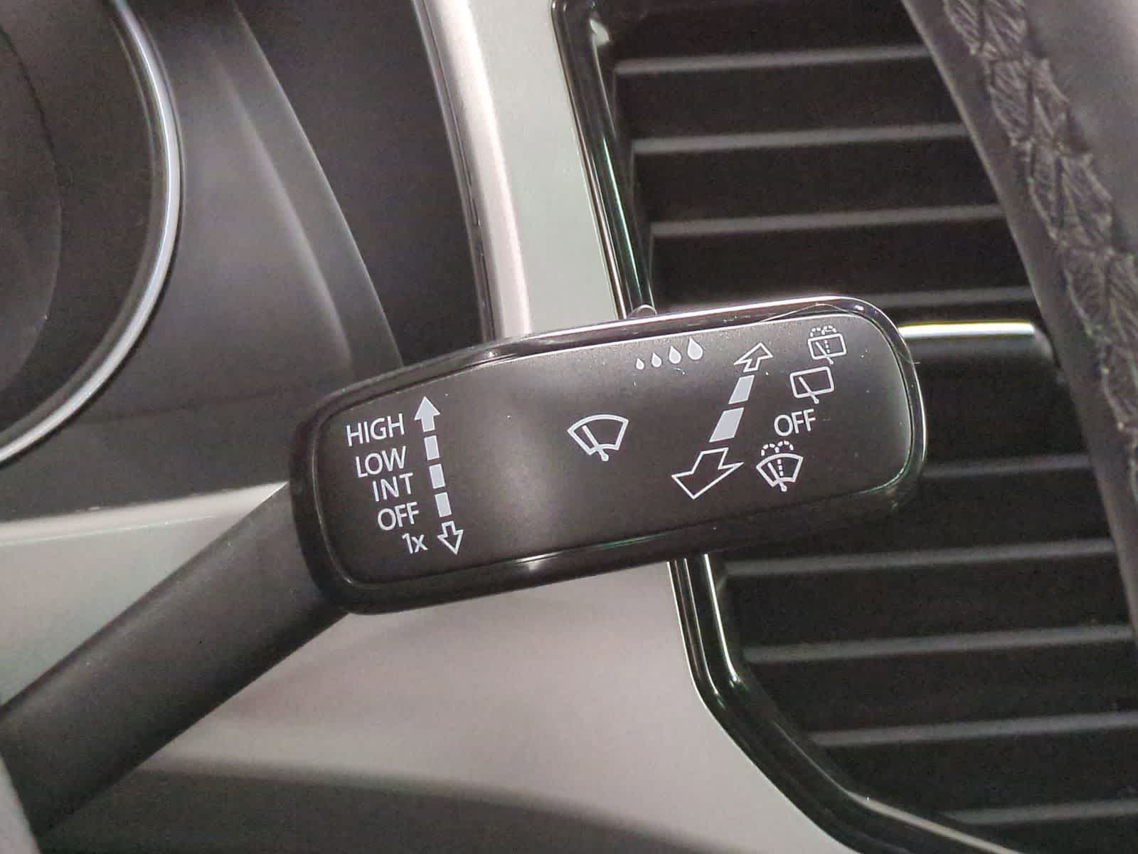 Thumbnail: 2020 Volkswagen Atlas - 27