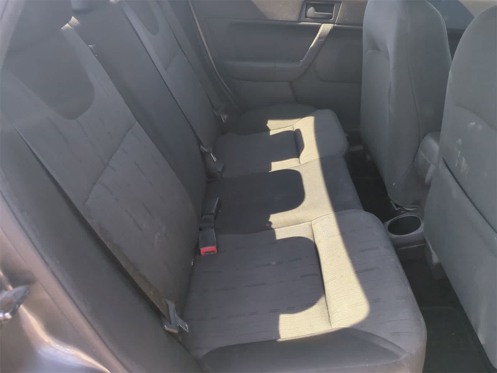 Thumbnail: 2009 Ford Focus - 20
