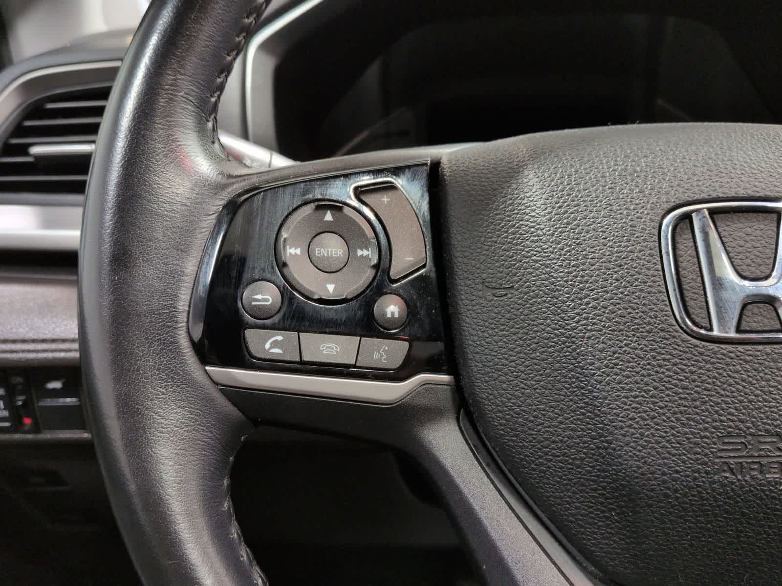 Thumbnail: 2018 Honda Odyssey - 25