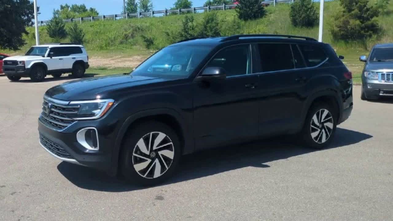 Thumbnail: 2024 Volkswagen Atlas - 4