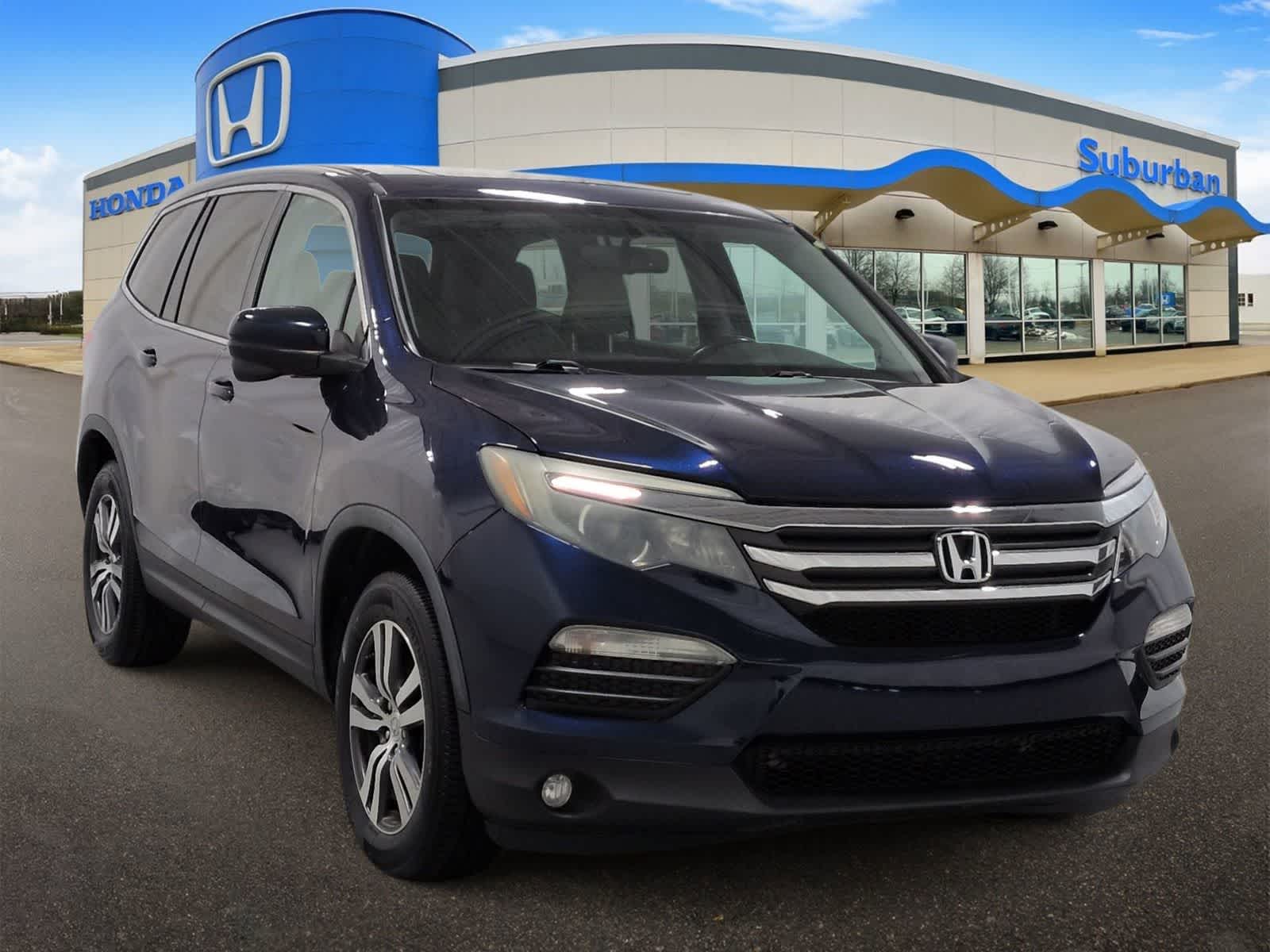 Thumbnail: 2016 Honda Pilot - 2